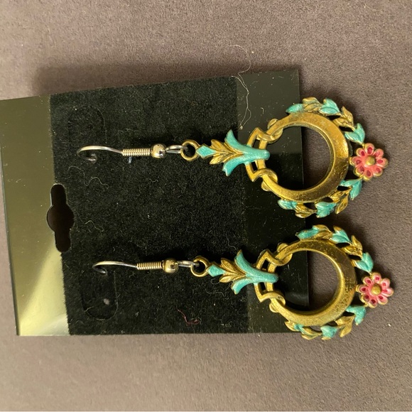 Vintage-Style Gold-tone Turquoise & Pink Floral Drop Earrings - Picture 3 of 5